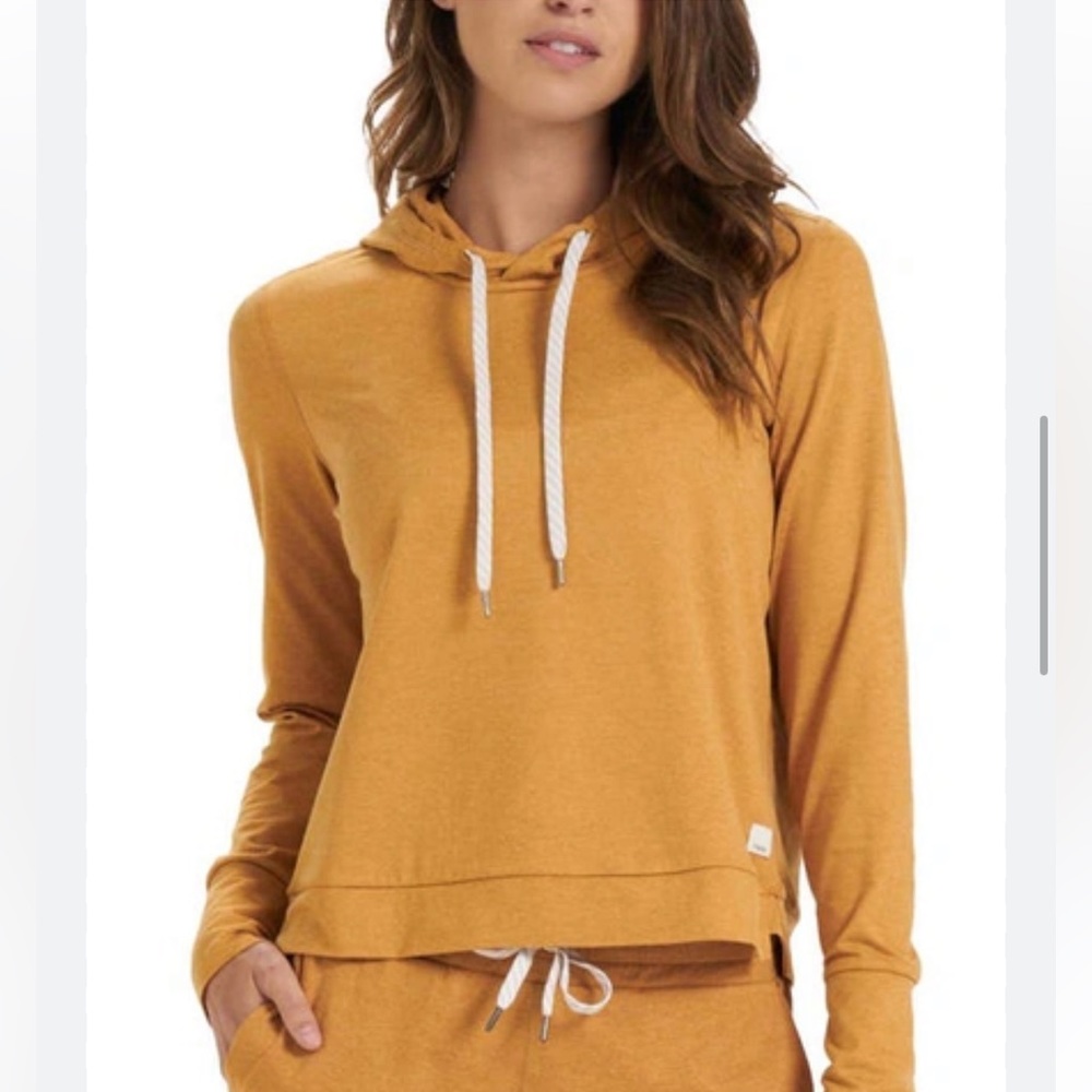 Vuori Halo Essential Hoodie Flax Heathered Yello